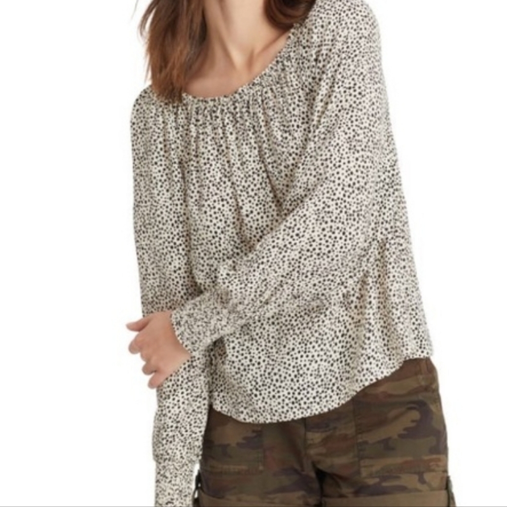 Sanctuary Cream & Black Spotted Off-The-Shoulder Top - Picture 3 of 11